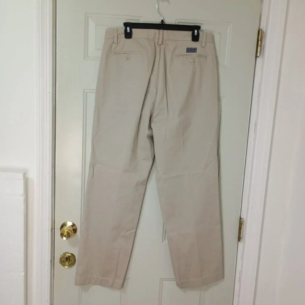 Nautica Pants Pleated Khaki Mens 33Wx30L 100% Cotton Business or Casual